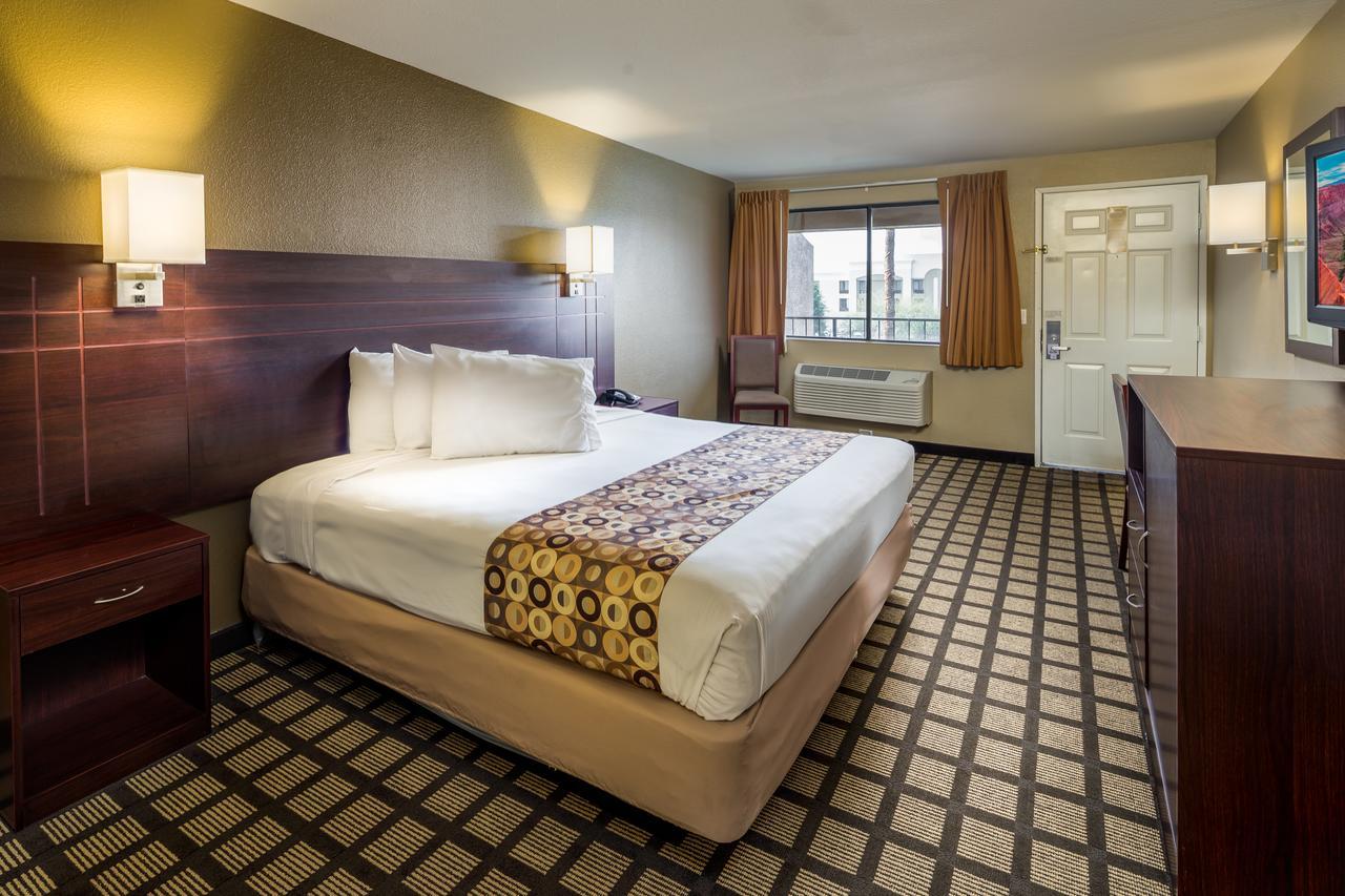 Travelers Inn - Phoenix Eksteriør bilde