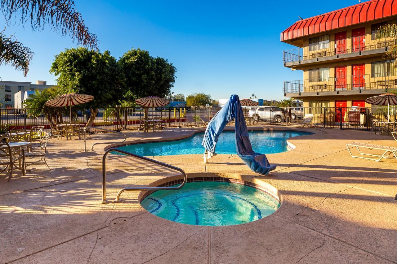 Travelers Inn - Phoenix Eksteriør bilde