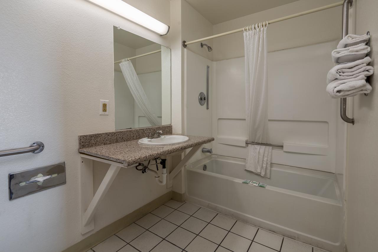 Travelers Inn - Phoenix Eksteriør bilde